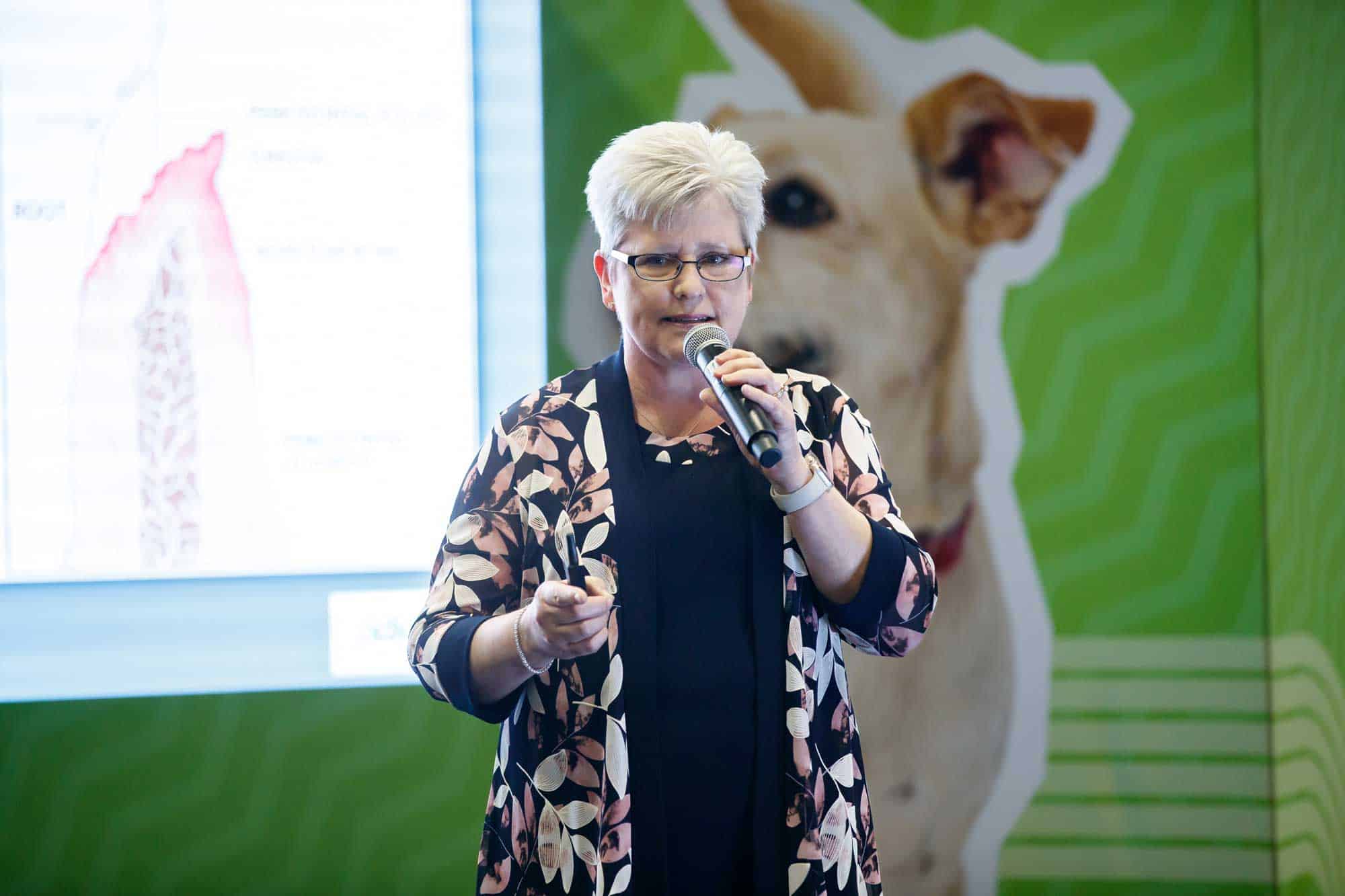 Dr. Wendy Hauser Speaking | Veterinary Speakers | Peak Veterinary Consulting
